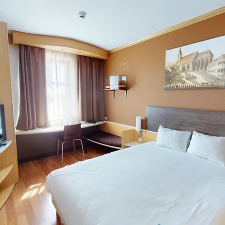 Ibis Centrum 3* ברטיסלאבה