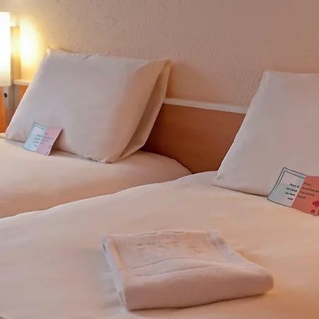 מלון Ibis Centrum 3*
