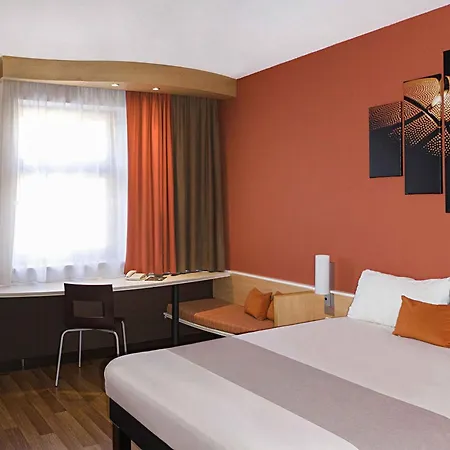 Ibis Centrum Готель 3*
