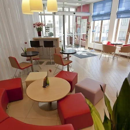 Отель Ibis Centrum 3*