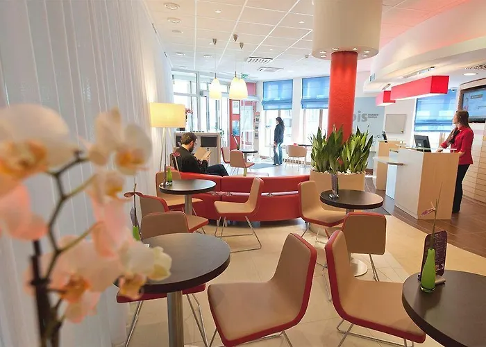 Ibis Centrum Hotel 3*