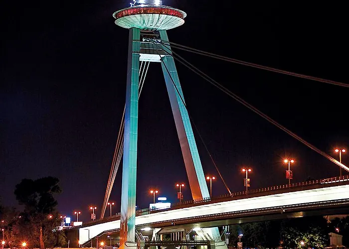 布拉迪斯拉发市中心宜必思酒店