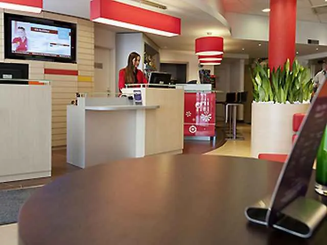 布拉迪斯拉发市中心宜必思酒店 3*